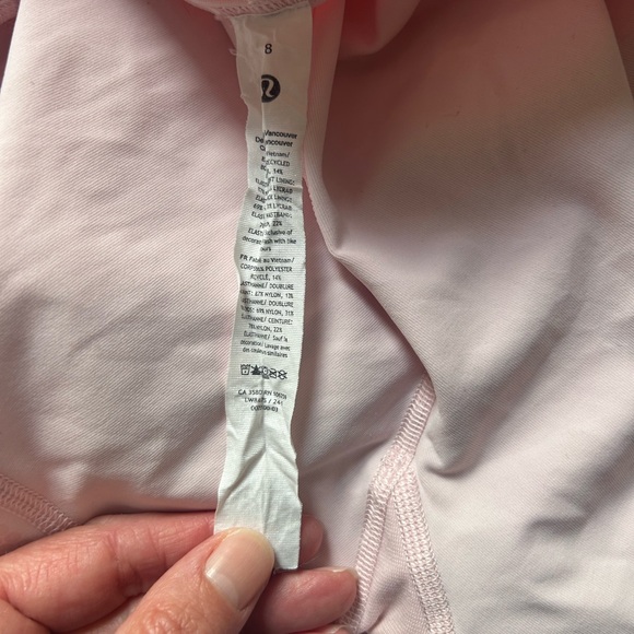 Lululemon skirt size 8 - Picture 5 of 5